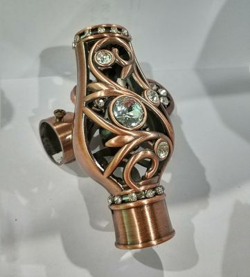 25mm ο στρογγυλός χαλκός ακρών ράβδων κουρτινών μετάλλων διακοσμητικός αυξήθηκε χρυσός υλικός ODM
